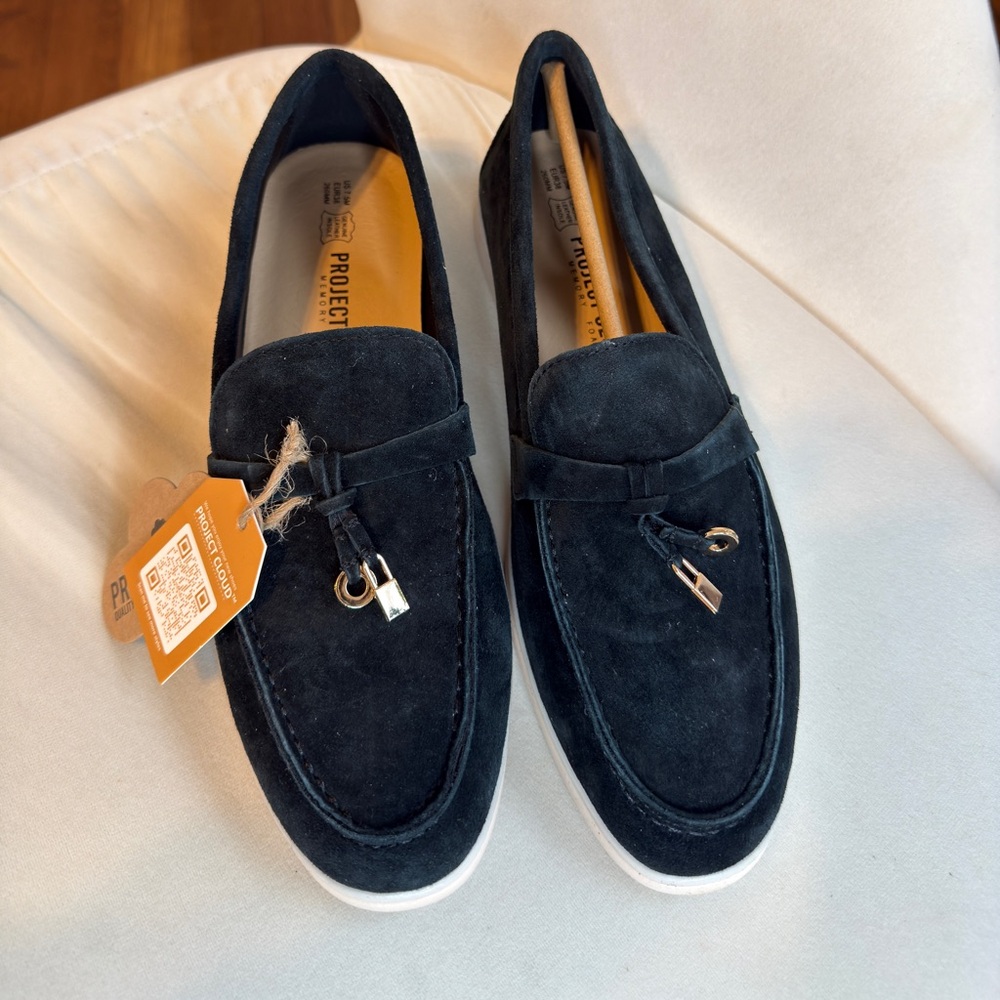 Project Cloud 100% - Suede Loafers in Black size 7.5